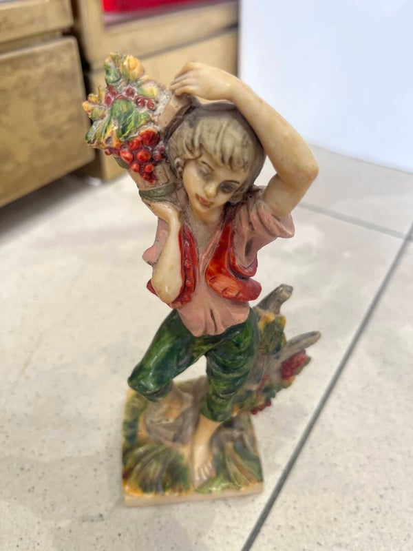 Figurines-Decor***