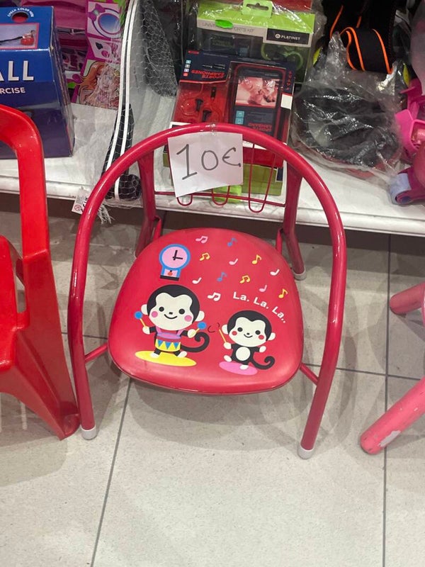 Squeaky Chair for children - supplies*