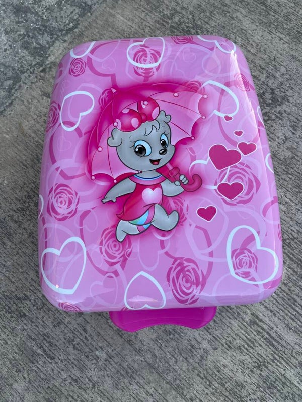 Girl mini luggage