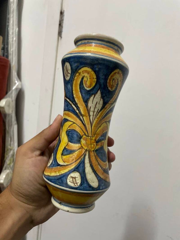 Chinese Vase - Vintage*