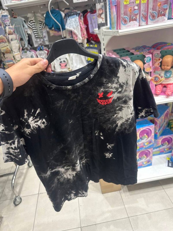 Boys T-Shirt - Size 13-14 Years
