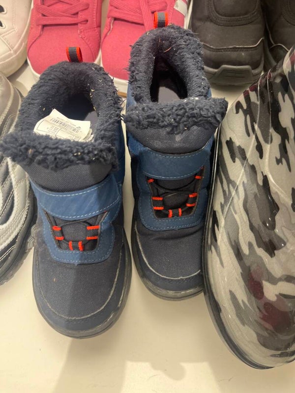 Boys shoes - size: 32*