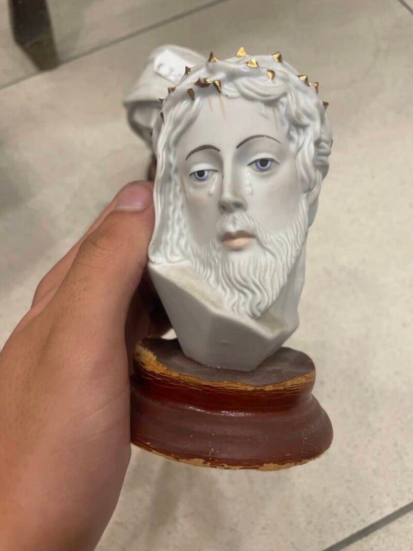 Porcelain Jesus Bust - Religous*