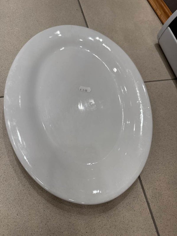 Oval ceramicserving dish - Supplies ***