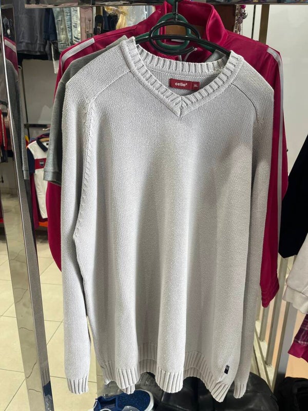 Men V-Neck Sweater - Size XL
