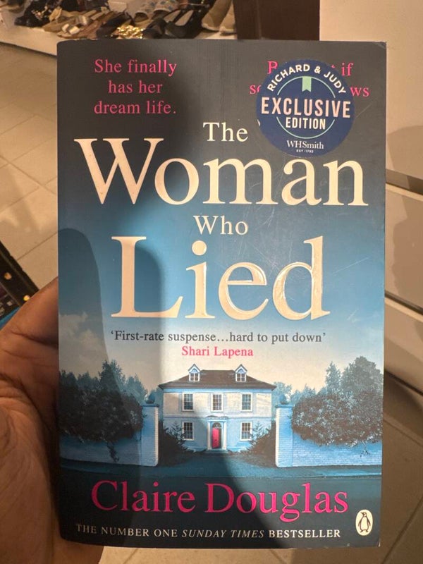 The Women Who Lied - Books