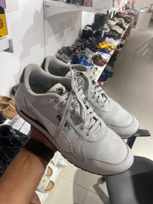 Puma Men Shoe - Size 42 ****