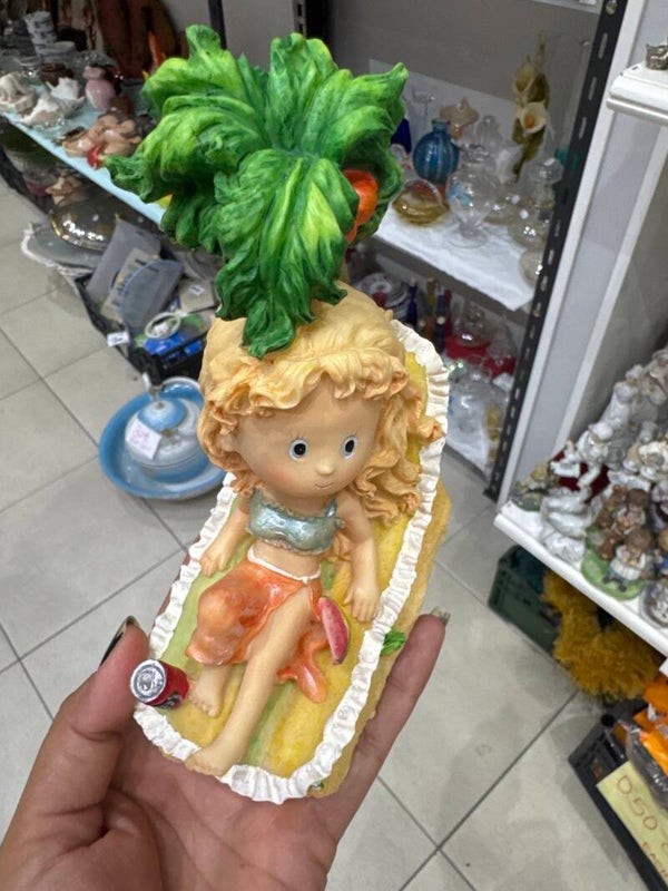 Figurines-Decor***