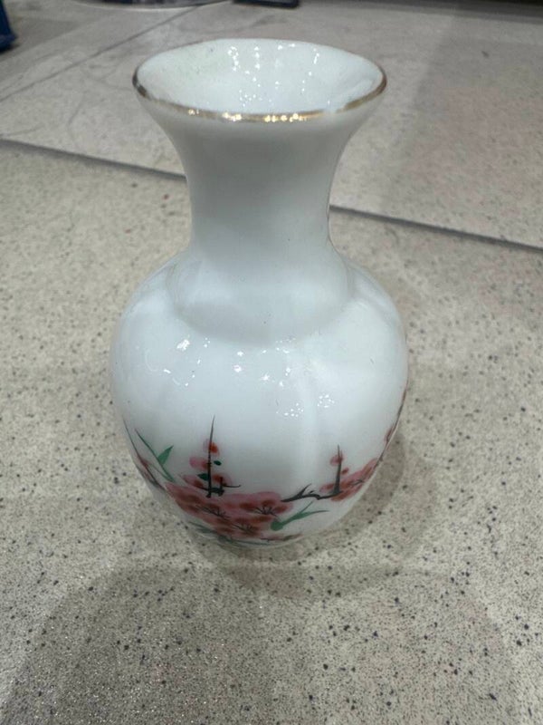 Decorative Small Vase-Decor***