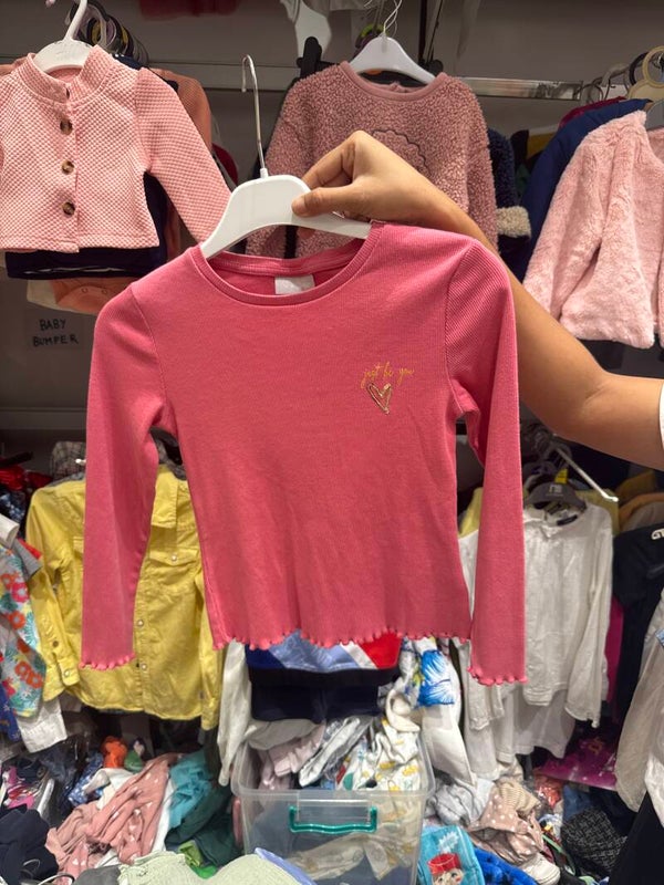 Girls T Shirt - Size 9y **