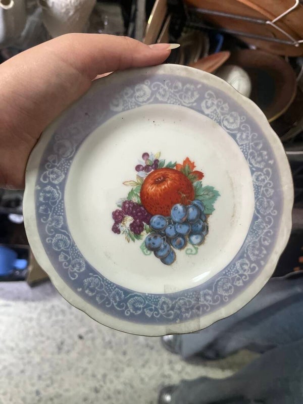 Vintage Plate - Decor