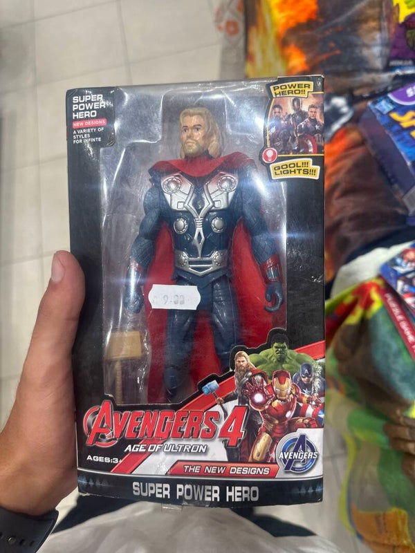 Thor figure - Toys*