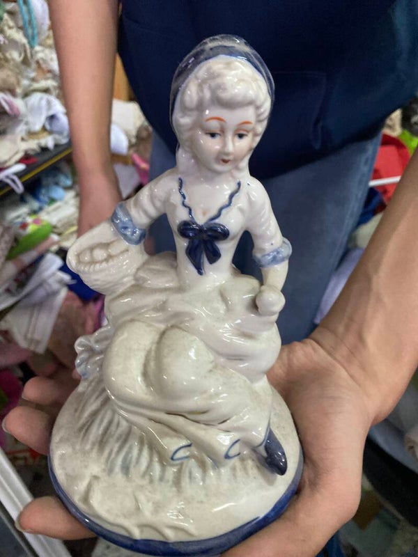 Blue & White Porcelain - Figurines