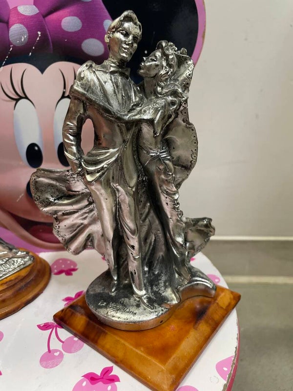 Figurines-Decor***