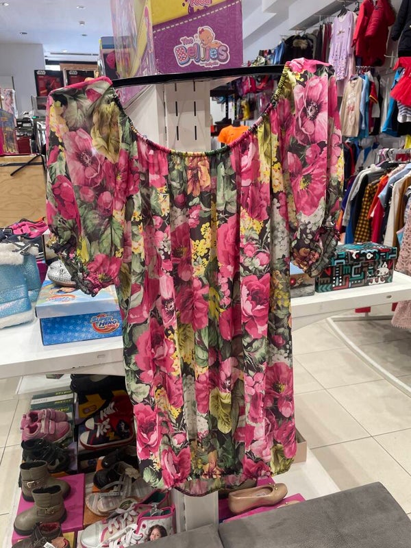 Women’s Top -Size :-M**