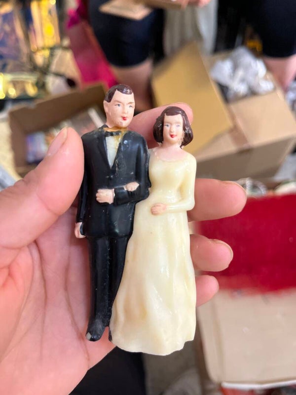 Bride & Groom for Cake - Supplies