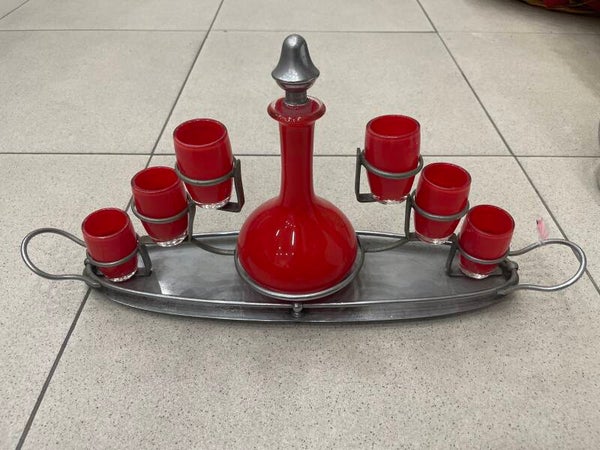 Vintage Red Glsass Decanter-12€