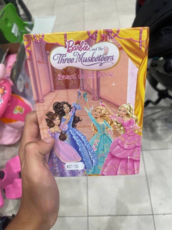Barbie and the three musketeers- books*
