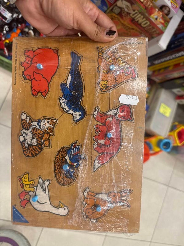Wooden Puzzle-Toys***