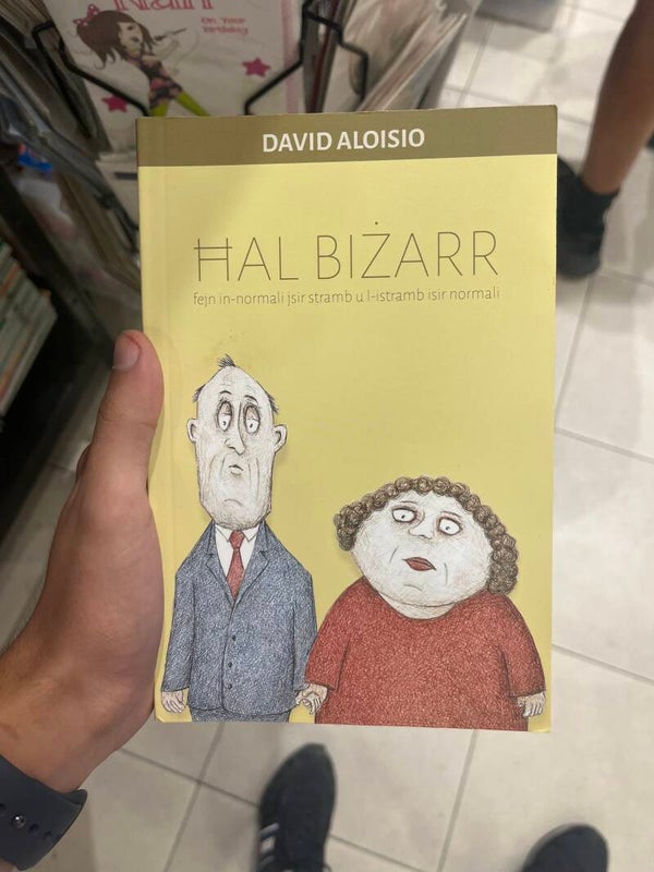 Ħal Biżarr - Books*