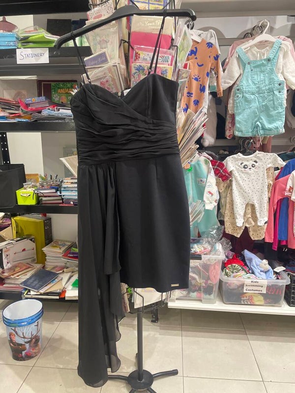 Women’s Dress - Size :- M **