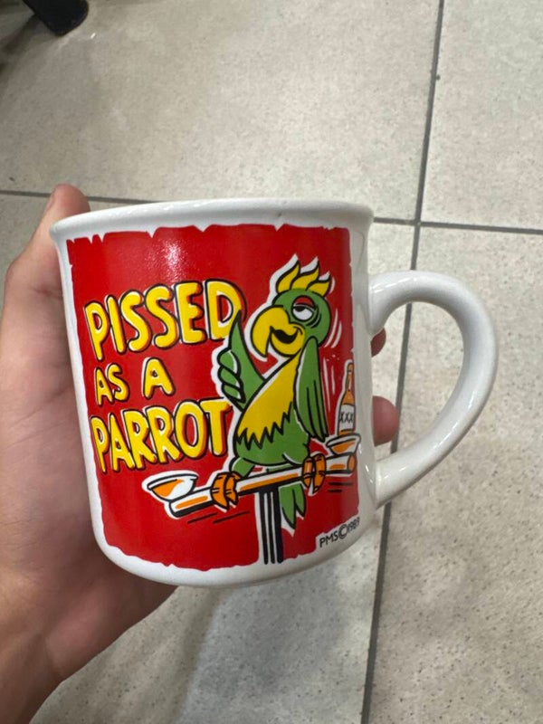Pissed as a parrot Mug - Mugs*