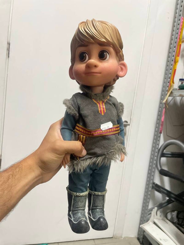 Frozen Doll - Toys*