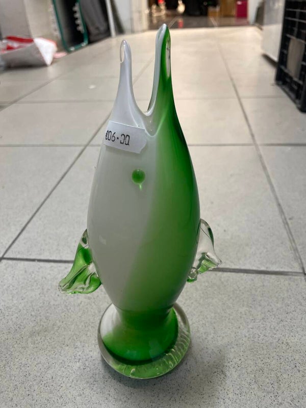 Glass fish sculpture-decor***