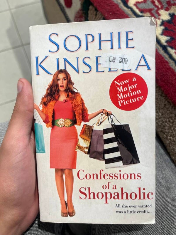 Confessions of a shopaholic - Books*