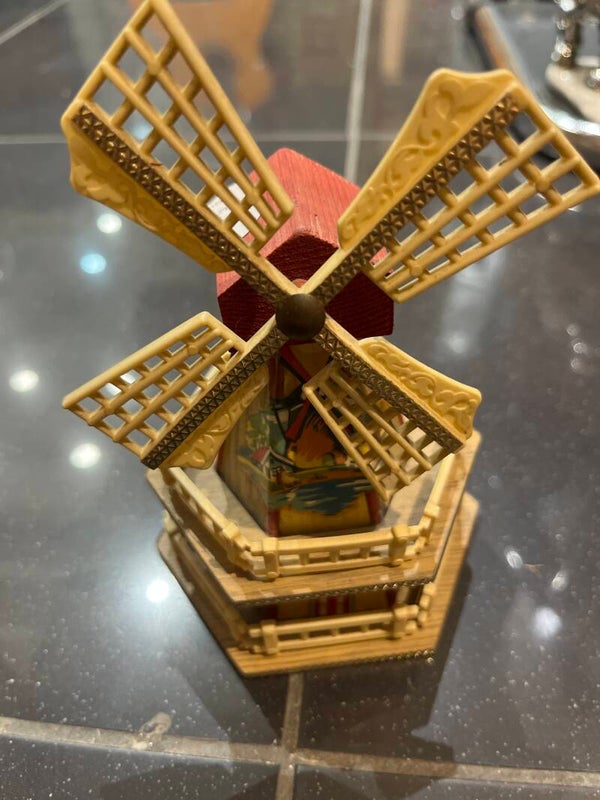 Vintage Windmill Souvenir-Decor*