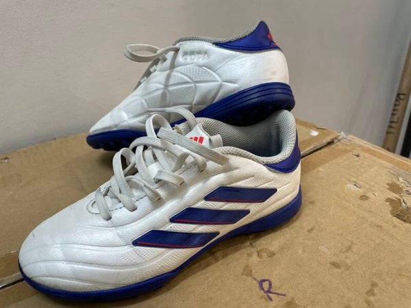 Boys Football Shoes - Size 31