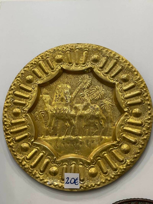 Decorative Brass Wall Plate - Decor***