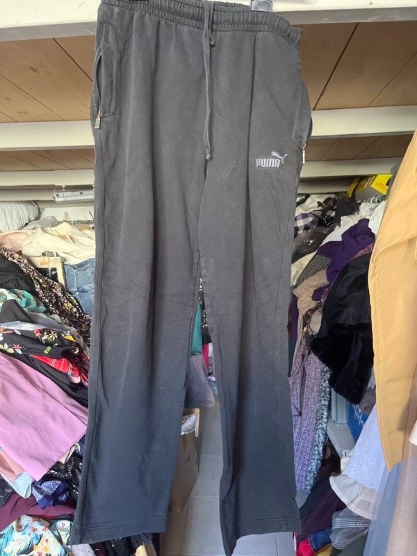 Men Puma Pants - Size Large