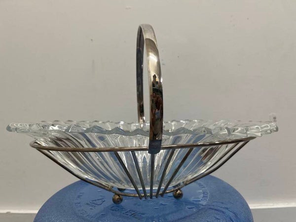 Vintage Crystal decorative centerpiece- Supplies ***