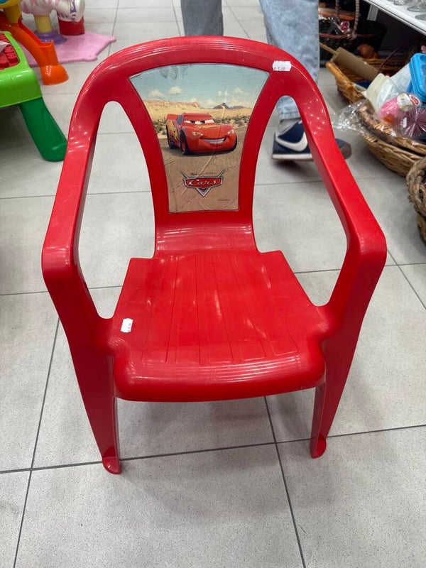 Children plastic chair- Supplies ***
