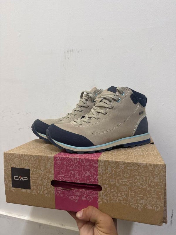 Men Boots - Size 39*
