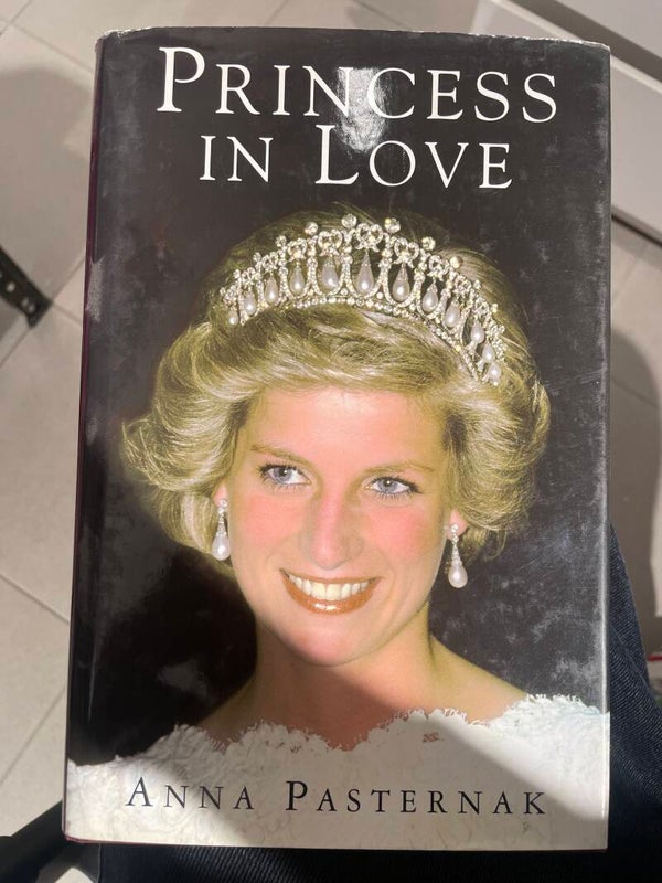 Princess In Love - Books