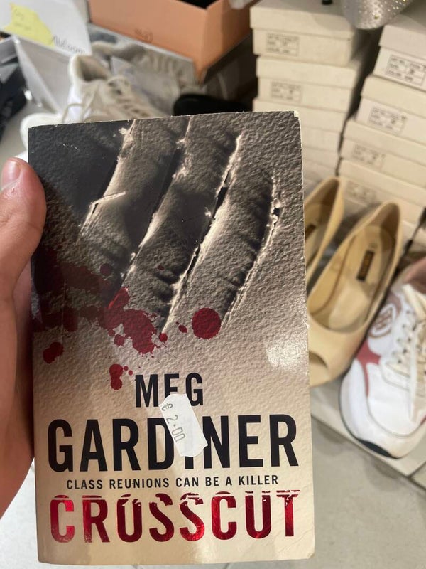 Meg Gardener Crosscut - Books*