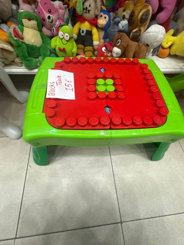 Blocks table - Toys*