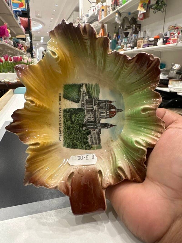 Vantage Ceramic Souvenir Dish - Decor*