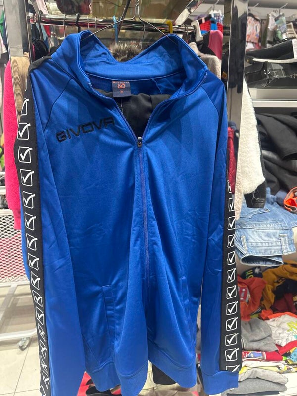***Men Tracksuit size XL