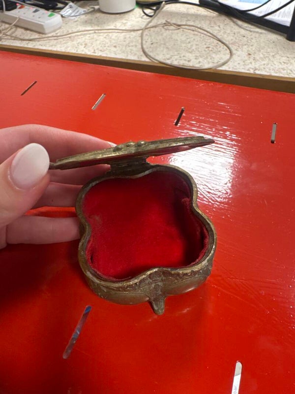 Vintage ornate metal trinket box- brass