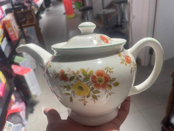 Ceramic teapot- Supplies ***