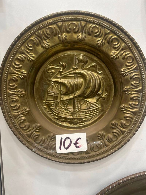 Brass Wall Plate - Brass
