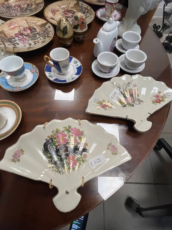 Kutani peacock Fan in Porcelain Made In Japan 18 x 11cm €6 each - Decor*