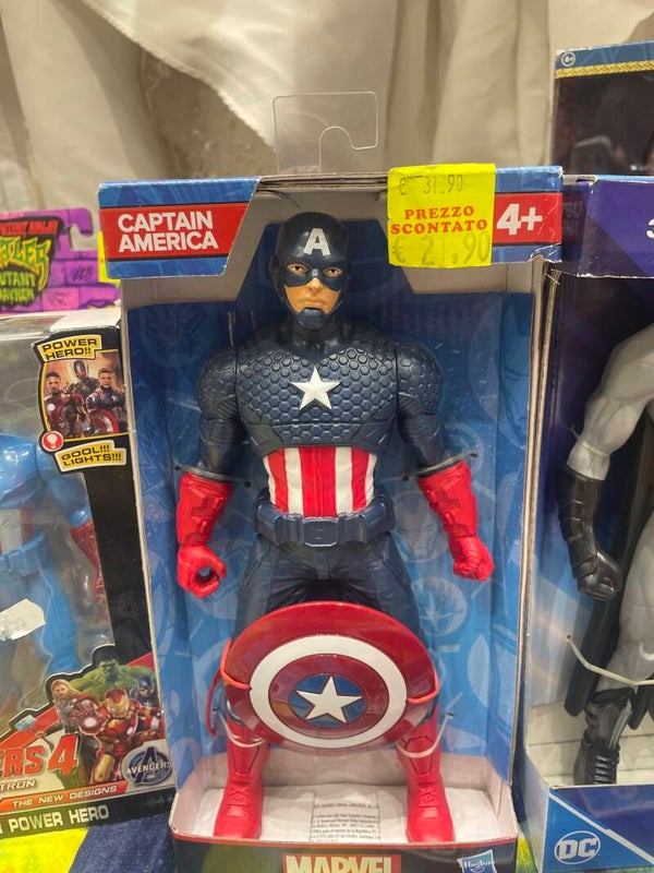 Captain America action figure - toys***