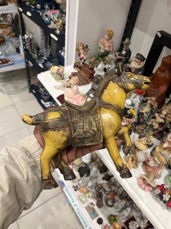 Tang dynasty horse figurine - figurines***