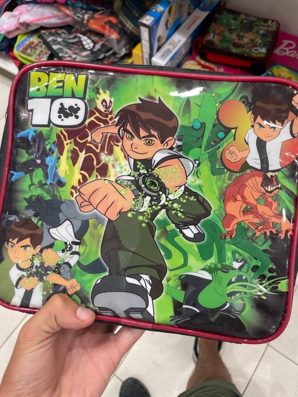 Ben 10 Lunch Box - supplies*