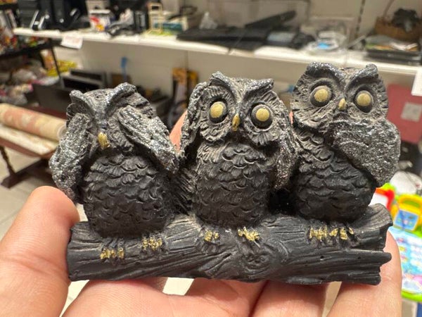 Three Wise Owls - Figurines