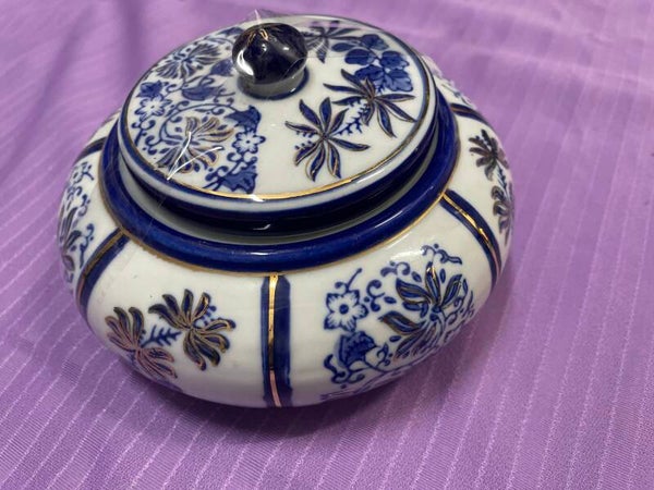 Bone China Porcelain Lidded Trinket - Collectibles